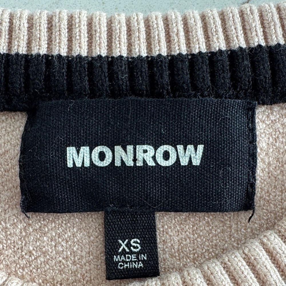 Monrow Black and Cream Women's Super Soft Crew Neck Sweater - Picture 2 of 5